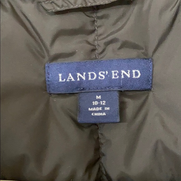 Lands’ End Big Kids black puffer vest - Picture 3 of 4